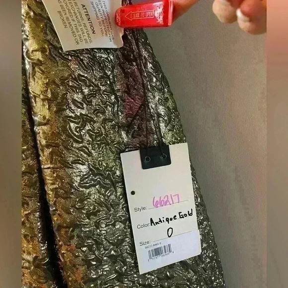 NEW MAC DUGGAL METALLIC JACQUARD ANTIQUE GOLD BALLGOWN sz 0 - Picture 14 of 16